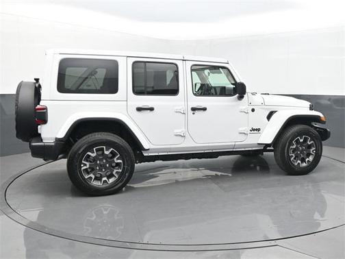 2025 Jeep Wrangler 4-Door Sahara 4x4
