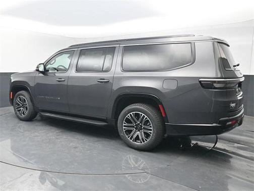 2026 Jeep Grand Wagoneer L 4x4