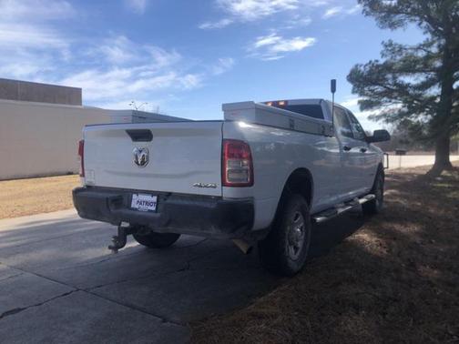 2022 RAM 2500 Tradesman Crew Cab 4x4 8' Box