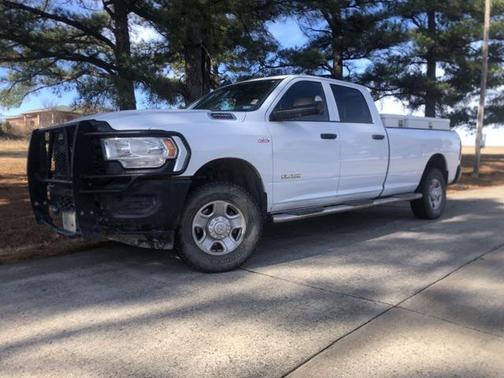 2022 RAM 2500 Tradesman Crew Cab 4x4 8' Box
