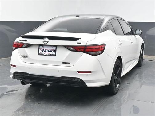 2022 Nissan Sentra SR