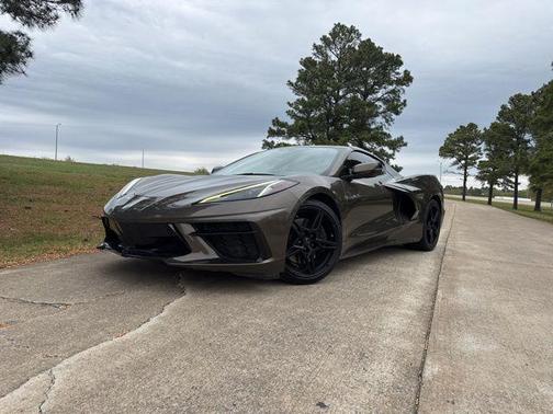 Zeus Bronze Metallic 2021 Chevrolet Corvette Stingray w/2LT