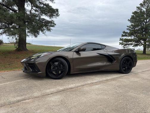 Zeus Bronze Metallic 2021 Chevrolet Corvette Stingray w/2LT