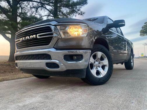Granite Crystal Metallic Clearcoat 2021 RAM 1500 Big Horn/Lone Star