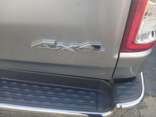 Billet Silver Metallic Clearcoat 2023 RAM 1500 Big Horn/Lone Star