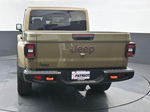 2026 Jeep Gladiator Mojave 4x4