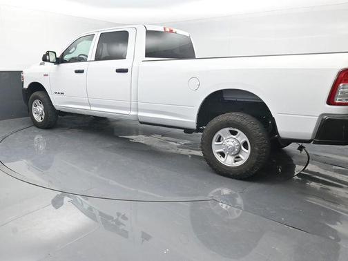 Bright White Clearcoat 2021 RAM 2500 Tradesman Crew Cab 4x4 8' Box