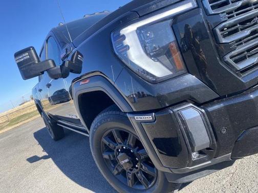 2024 GMC Sierra 2500 AT4