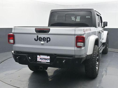 2023 Jeep Gladiator Sport S