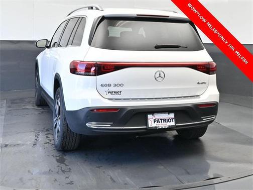 2023 Mercedes-Benz EQB 300 4MATIC