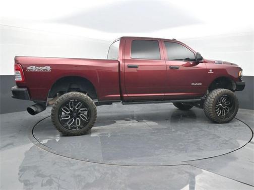 2022 RAM 2500 Tradesman Crew Cab 4x4 6'4' Box