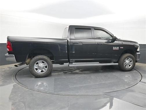 2017 RAM 2500 Tradesman Crew Cab 4x4 6'4' Box