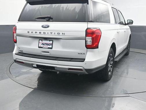 Oxford White 2024 Ford Expedition Max XLT