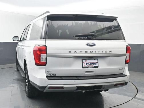 Oxford White 2024 Ford Expedition Max XLT