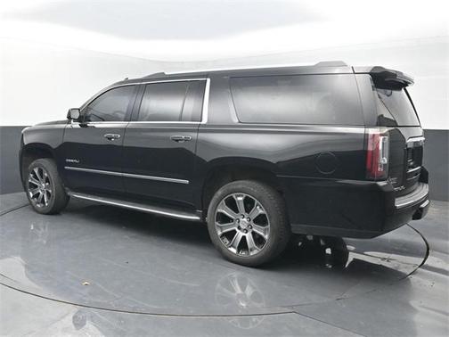 2017 GMC Yukon XL Denali