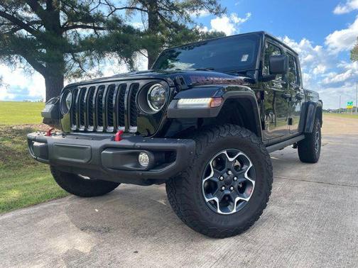 Black Clearcoat 2023 Jeep Gladiator Rubicon