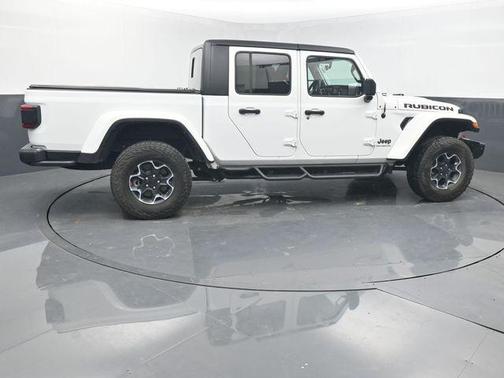 Bright White Clearcoat 2023 Jeep Gladiator Rubicon