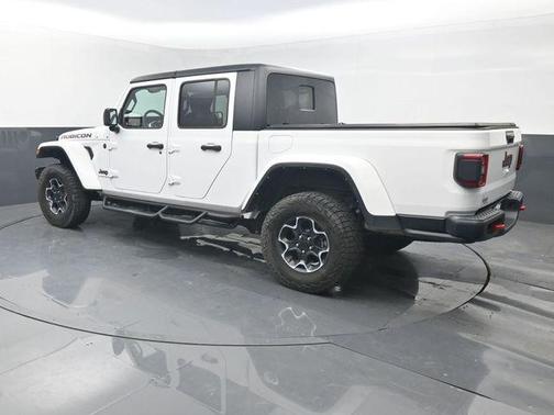 Bright White Clearcoat 2023 Jeep Gladiator Rubicon