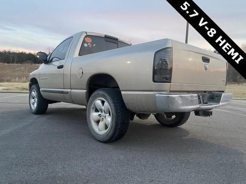 2005 Dodge Ram 1500 SLT