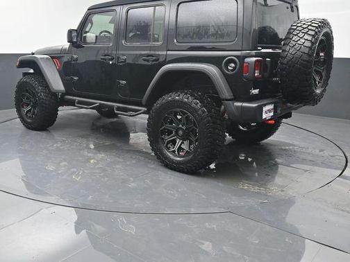 Black Clearcoat 2026 Jeep Wrangler Willys