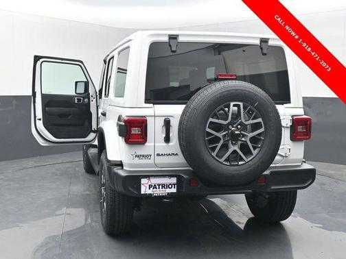 Bright White Clearcoat 2026 Jeep Wrangler 4-Door Sahara 4x4