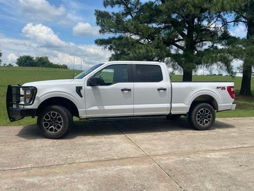 Oxford White 2023 Ford F-150 XL