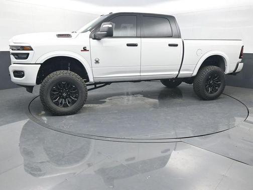 Bright White Clearcoat 2026 RAM 2500 Big Horn Crew Cab 4x4 6'4' Box