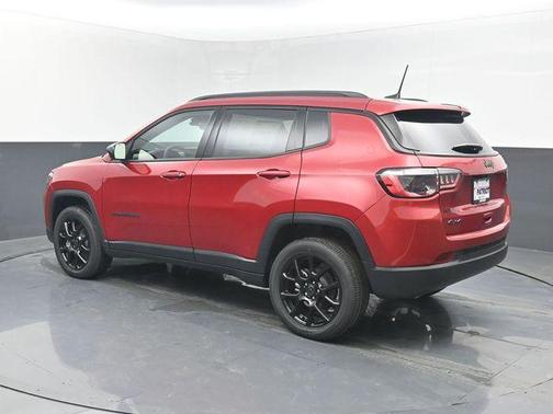 Red Hot Pearlcoat 2026 Jeep Compass Latitude