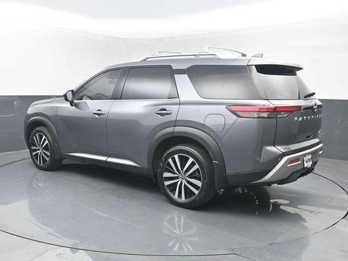 Gun Metallic 2025 Nissan Pathfinder Platinum 4WD