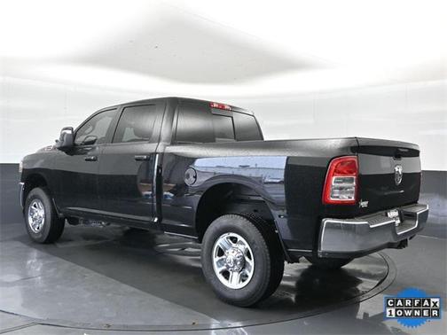 2024 RAM 2500 Tradesman Crew Cab 4x4 6'4' Box