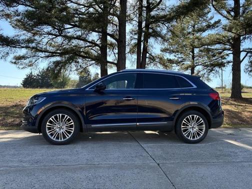 Blue Diamond Metallic 2018 Lincoln MKX Reserve
