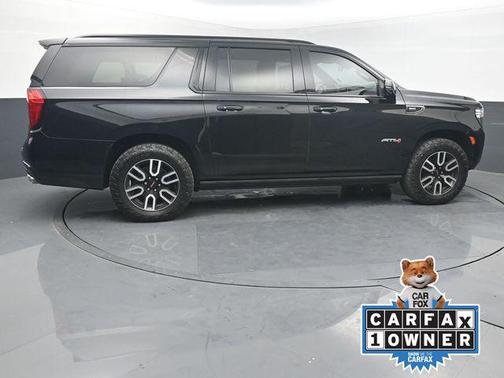 2023 GMC Yukon XL 4WD AT4