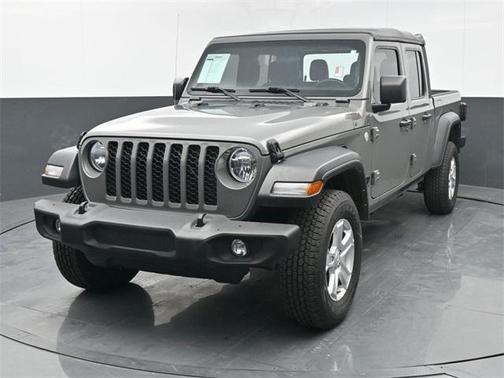 2021 Jeep Gladiator Sport