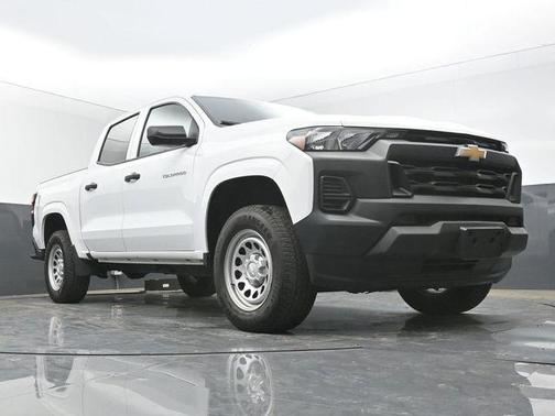 Summit White 2024 Chevrolet Colorado WT