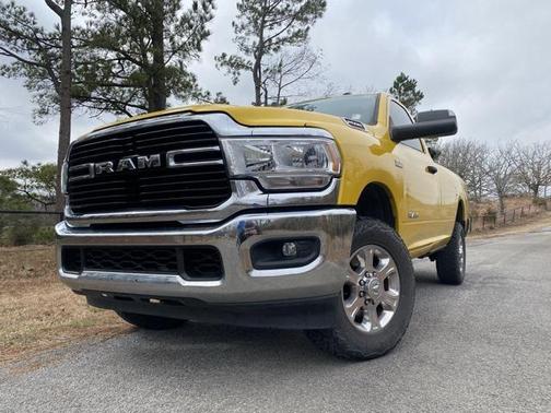 2020 RAM 2500 Big Horn Regular Cab 4x4 8' Box