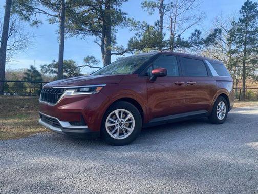 2023 Kia Carnival LX