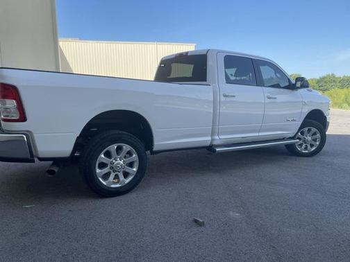 2022 RAM 3500 Big Horn Crew Cab 4x4 8' Box