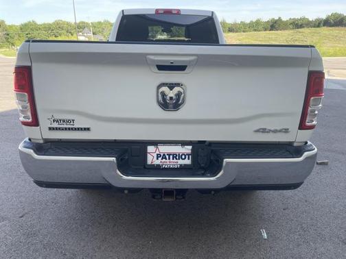 2022 RAM 3500 Big Horn Crew Cab 4x4 8' Box
