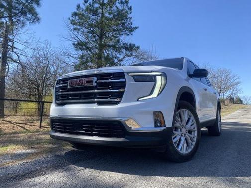 2025 GMC Acadia FWD Elevation