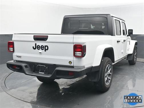 2024 Jeep Gladiator Sport S