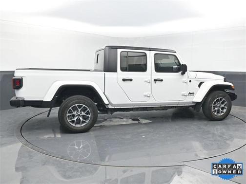 2024 Jeep Gladiator Sport S