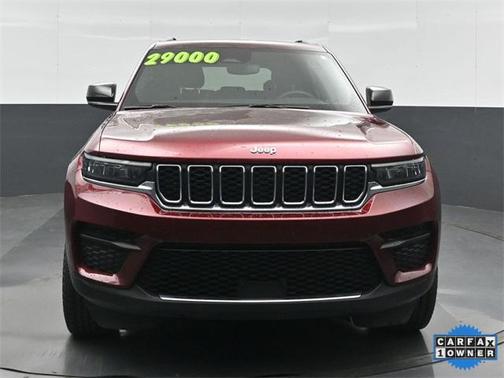 2024 Jeep Grand Cherokee Laredo