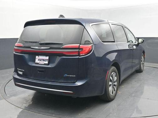 Fathom Blue Pearlcoat 2024 Chrysler Pacifica Hybrid Select