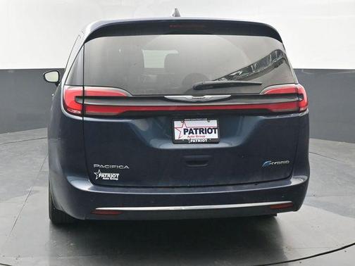 Fathom Blue Pearlcoat 2024 Chrysler Pacifica Hybrid Select
