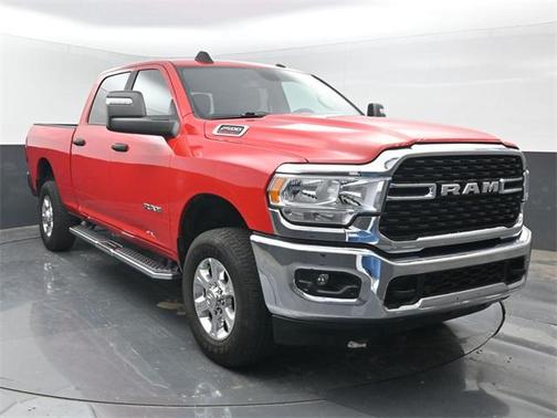 2024 RAM 2500 Big Horn Crew Cab 4x4 6'4' Box