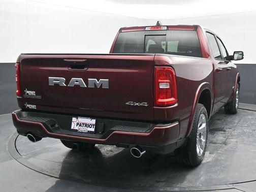 Delmonico Red Pearlcoat 2025 RAM 1500 Big Horn/Lone Star