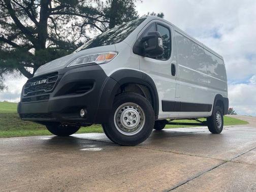 Bright White Clearcoat 2026 RAM ProMaster 1500 Low Roof