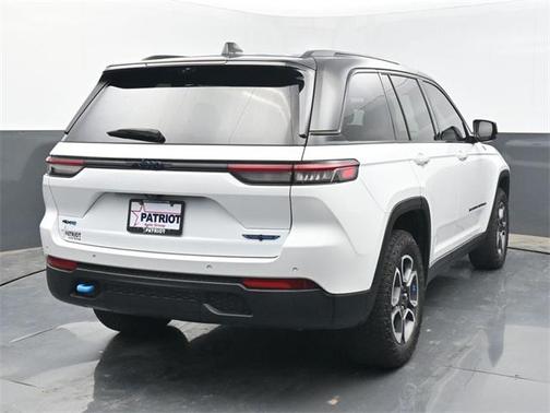 2022 Jeep Grand Cherokee 4xe Trailhawk
