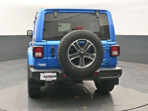 2023 Jeep Wrangler 4-Door Sahara 4x4