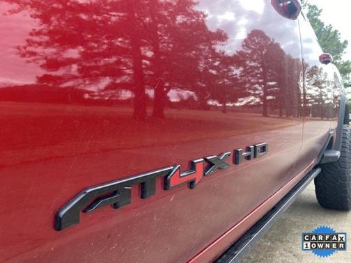 2025 GMC Sierra 2500 AT4X